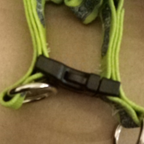 Yellow dog small step in dog harness - Picture 3 of 4